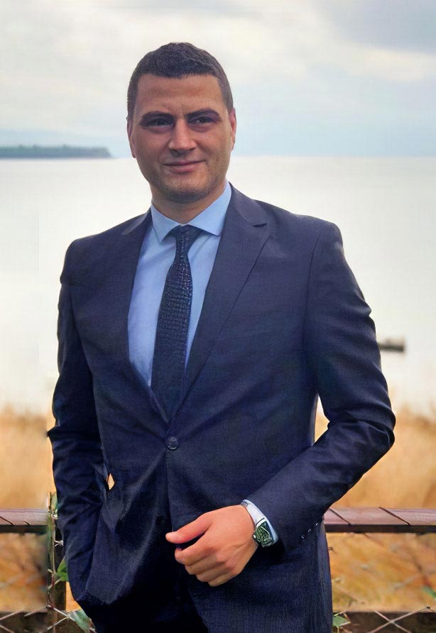 Ümit Çakır - RE/MAX Pro Broker